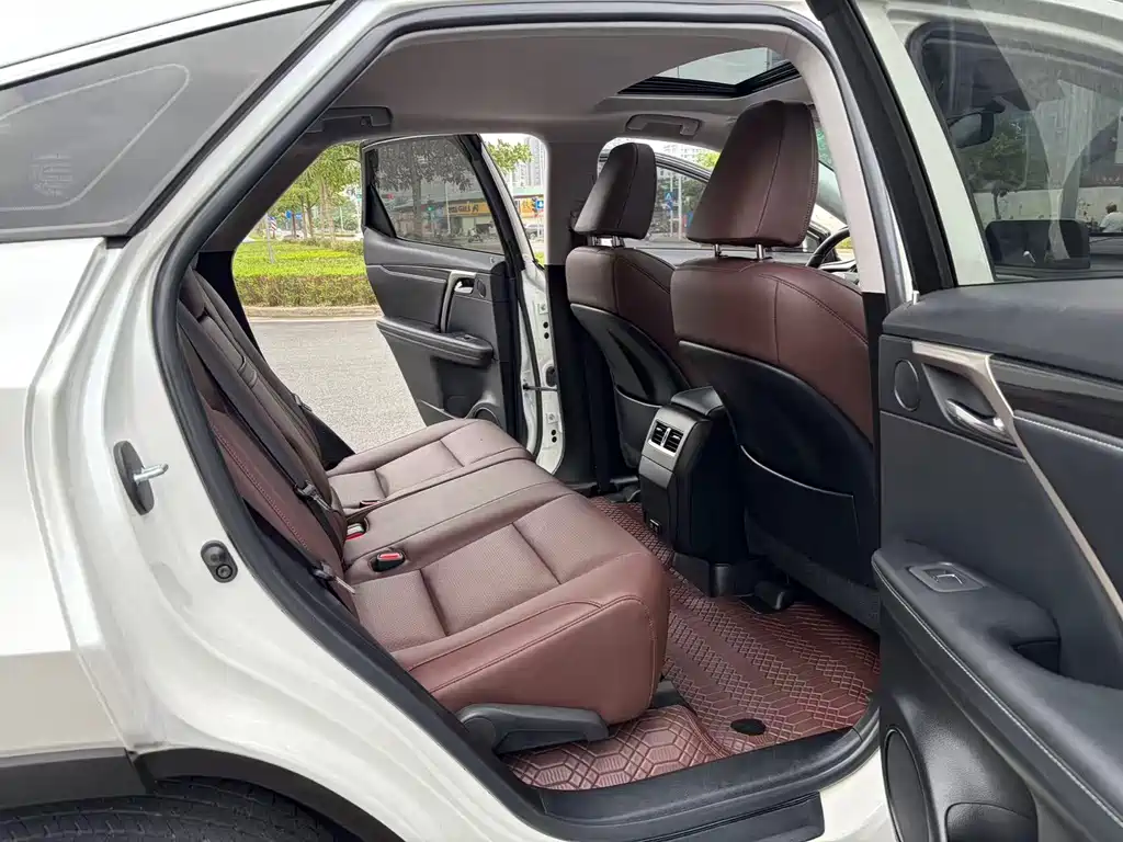 Lexus RX 300 FWD Elite Edition 2020 Facelift