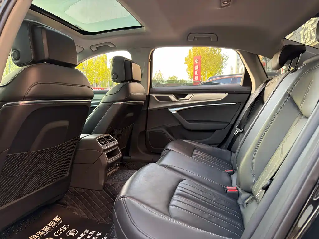 Audi A6L 2024 40 TFSI Luxury Elegant