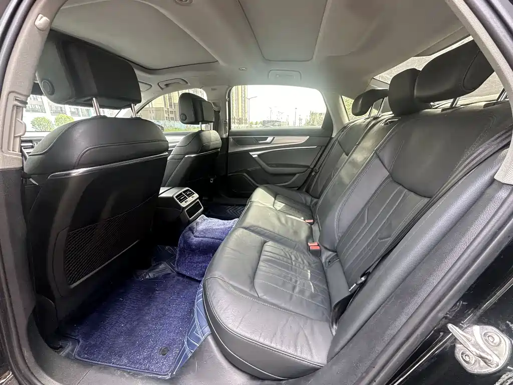 Audi A6L 2021 45 TFSI Zhenxuan Zhiya Edition