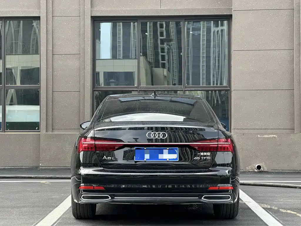 Audi A6L 2021 45 TFSI Zhenxuan Zhiya Edition