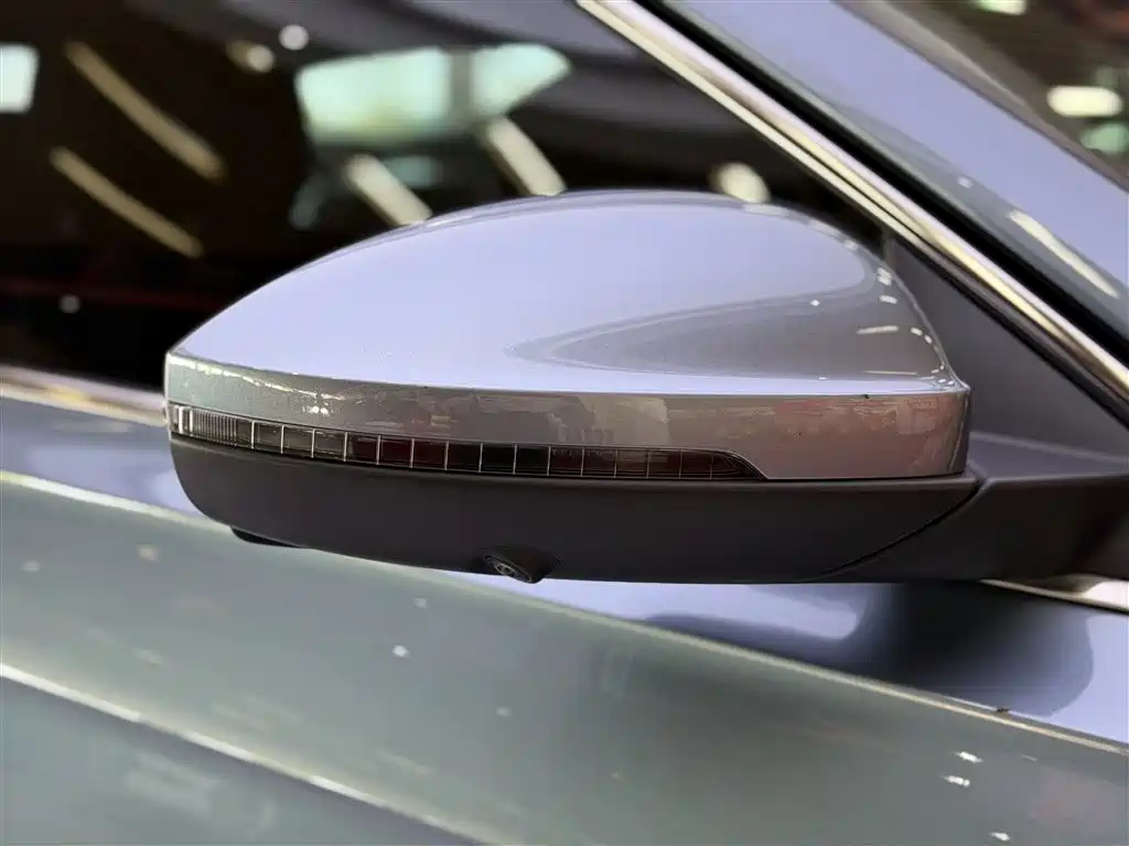 Volkswagen Passat 2022 330TSI Starlight Premium Edition