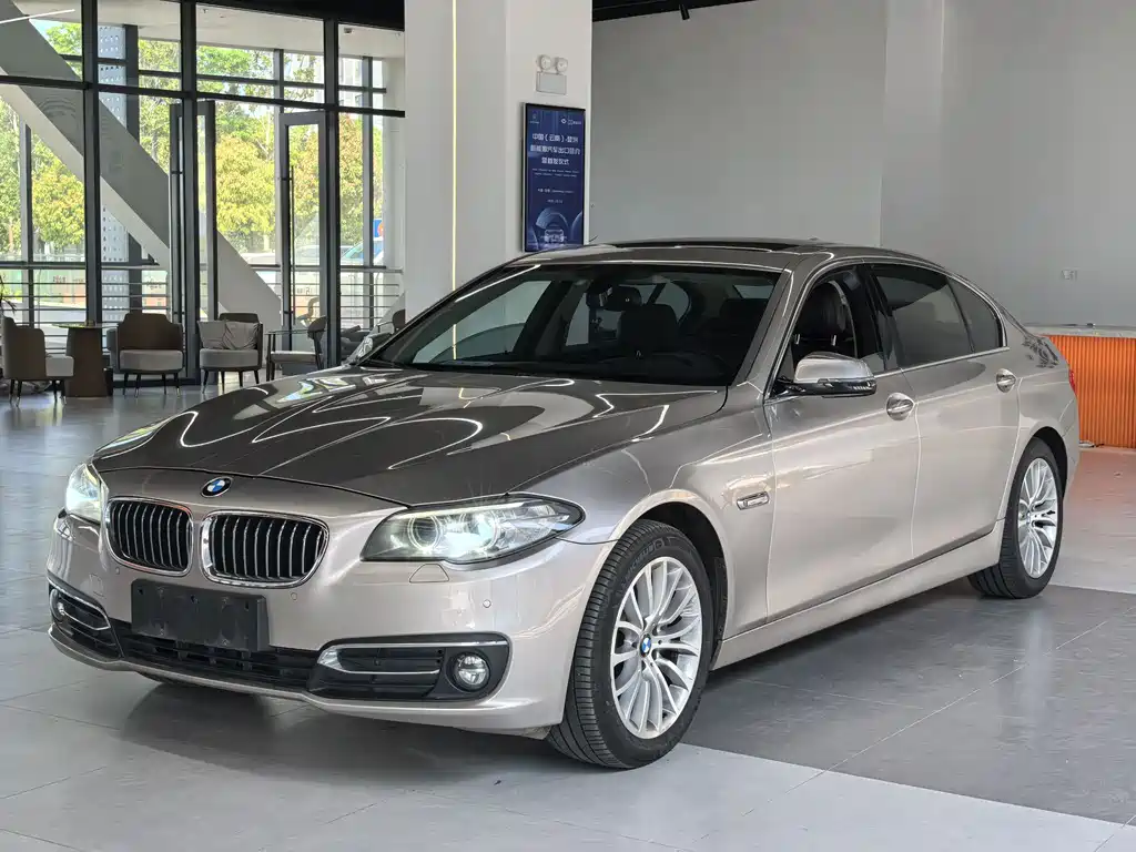 BMW 5 Series 2017 525Li Luxury Design Package