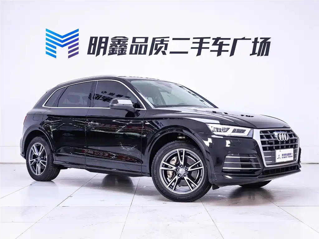 Audi Q5L 2018 40 TFSI Fashion Edition China VI
