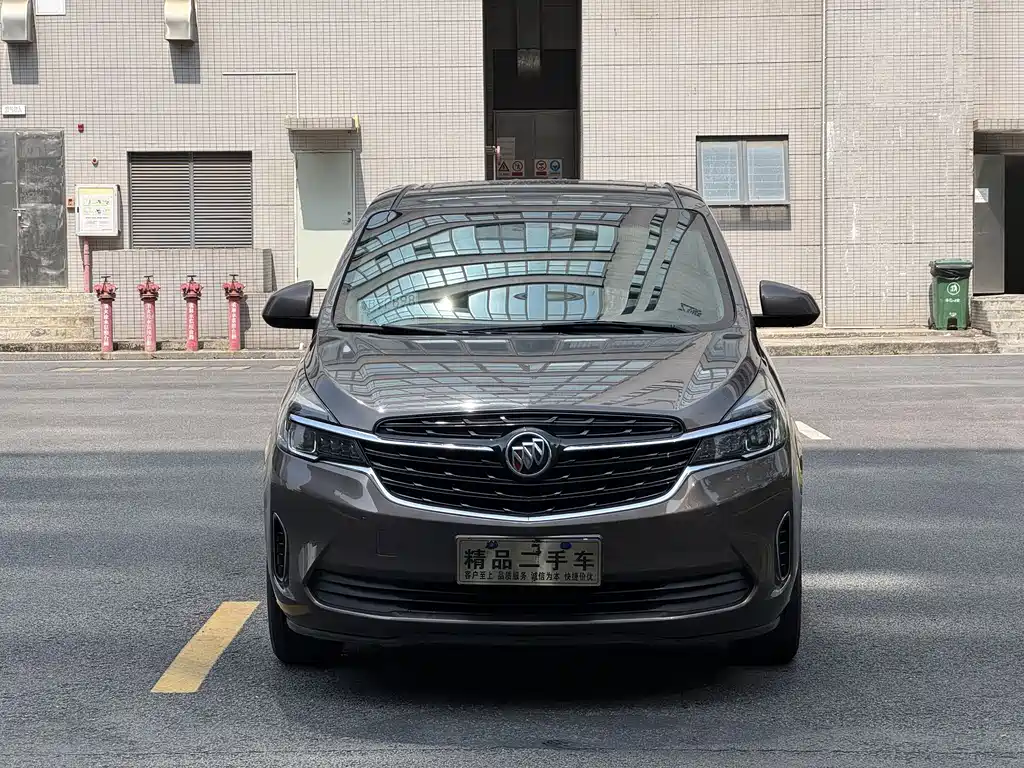 Buick GL8 2020 Land Business Class 652T Luxury