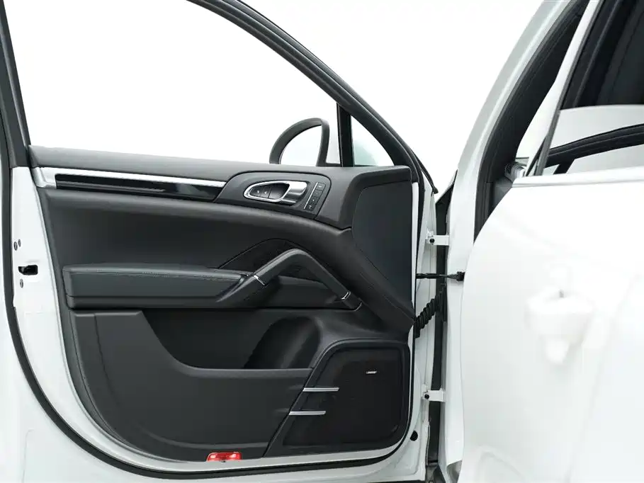 Porsche Cayenne 2011 3.0T