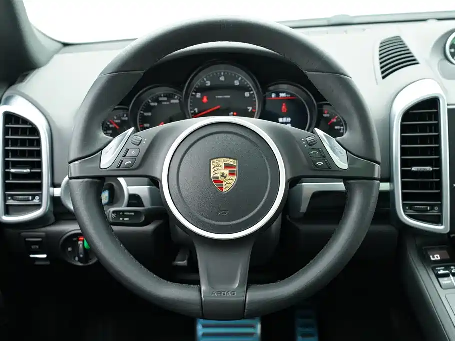 Porsche Cayenne 2011 3.0T