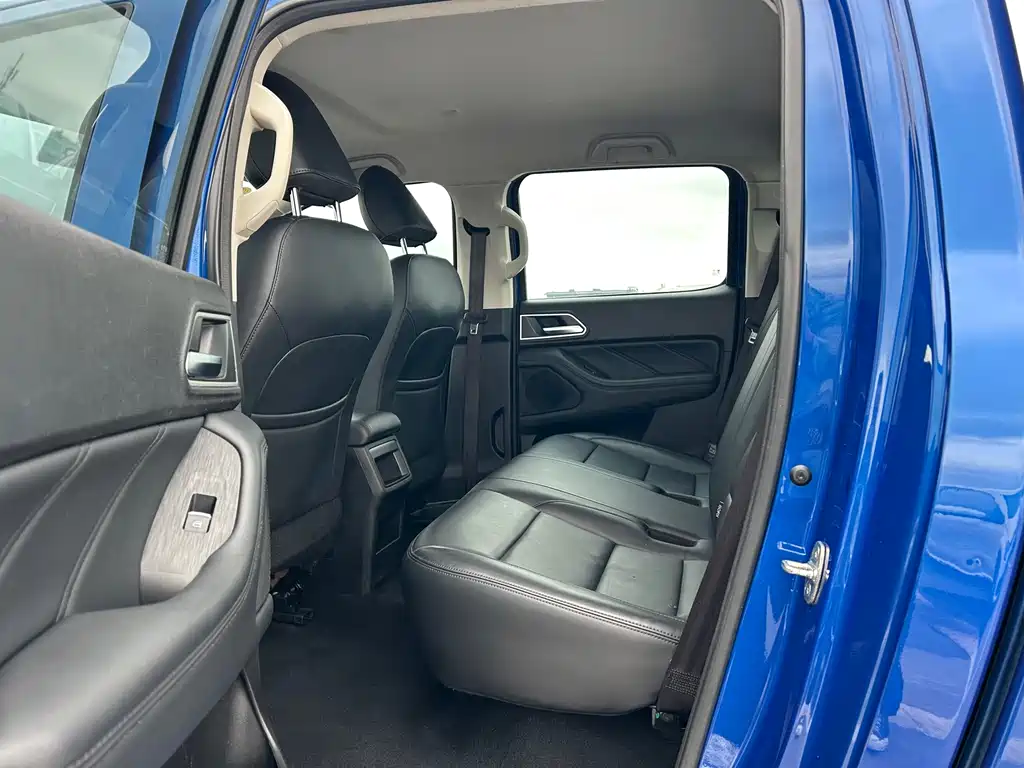 GWM Poer 2023 2.0T Passenger Edition Automatic Diesel 4WD Comfort Type GW4D20M