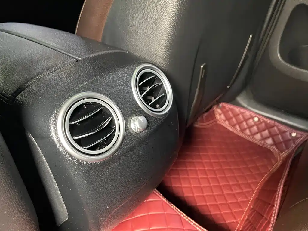 Mercedes-Benz GLC 2018 GLC 200 4MATIC