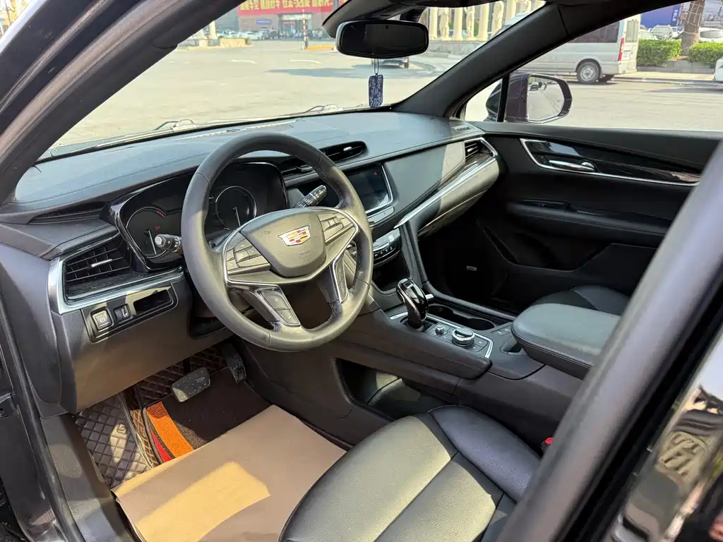Cadillac XT5 2.0T Luxury FWD 2022