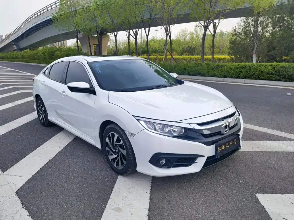 Civic 2016 220TURBO CVT Luxury Edition