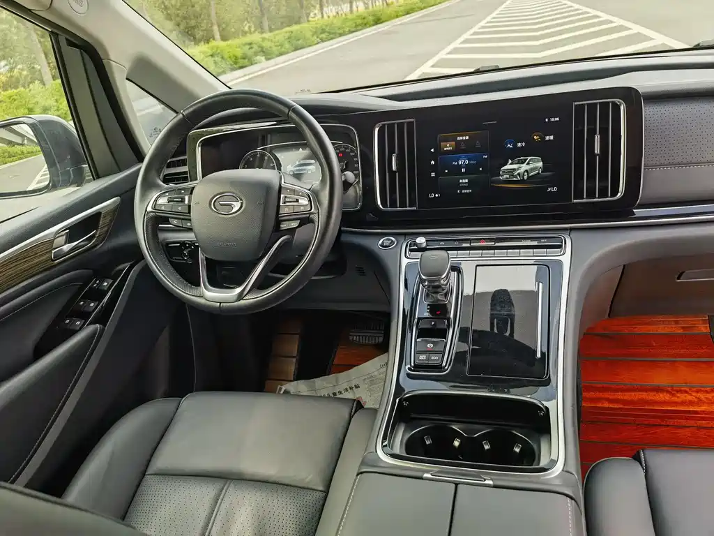 GAC Trumpchi M8 2023 Leader Series 390T Premium Edition