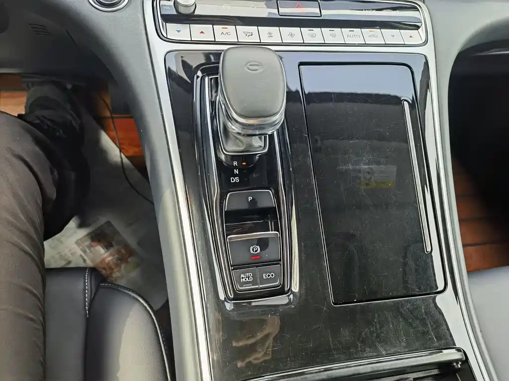 GAC Trumpchi M8 2023 Leader Series 390T Premium Edition