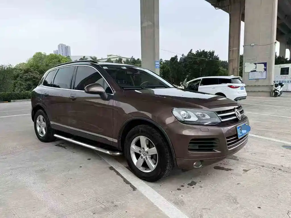 Volkswagen Touareg 2012 R-Line Luxury Edition