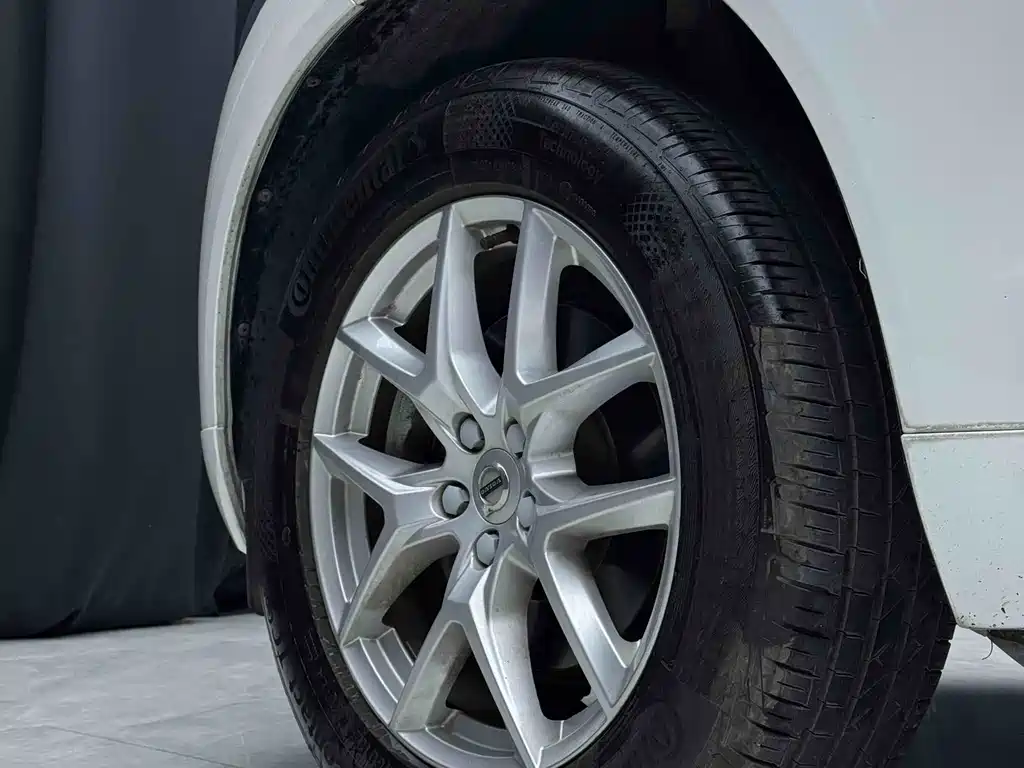Volvo XC60 2018 T5 AWD Inscription