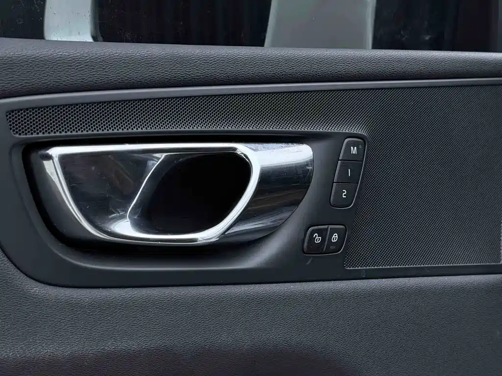 Volvo XC60 2018 T5 AWD Inscription