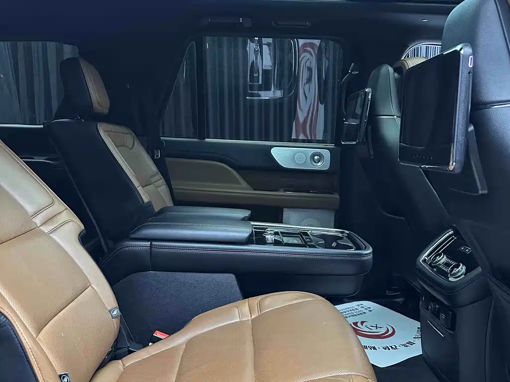Lincoln Navigator 2018 3.5T Reserve Edition China V