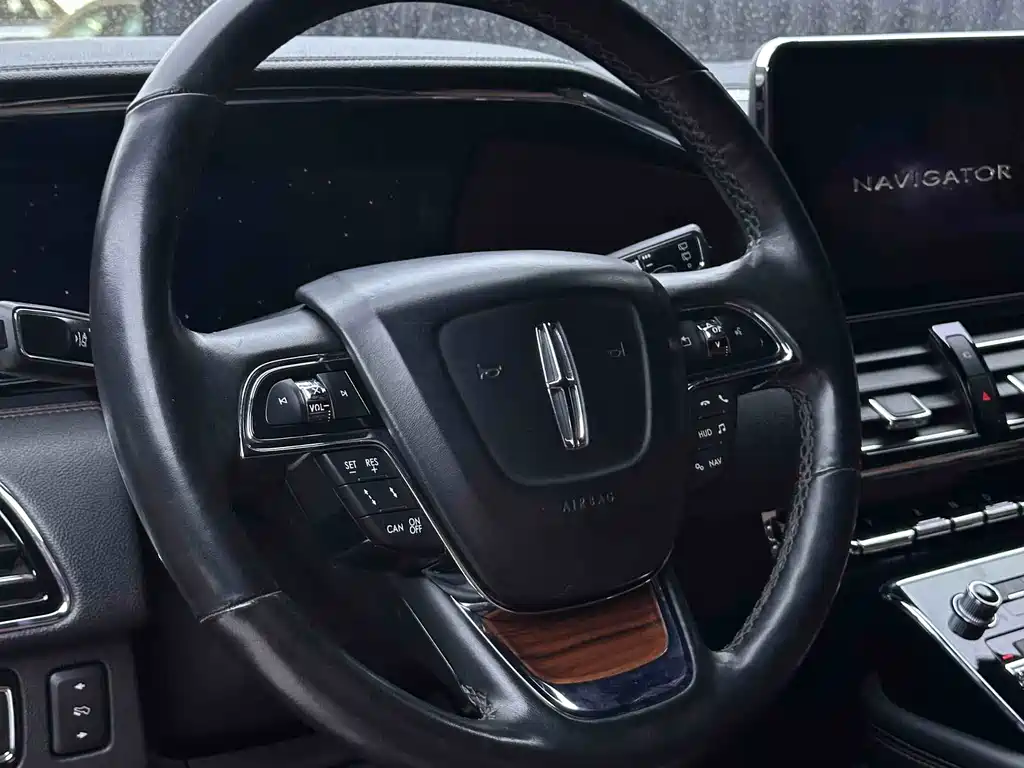 Lincoln Navigator 2018 3.5T Reserve Edition China V
