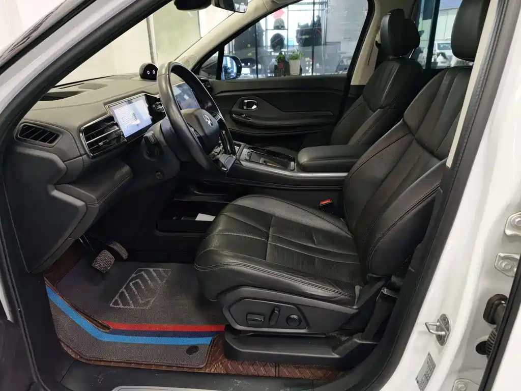 NIO ES8 2018 355km Base Edition 7-seat