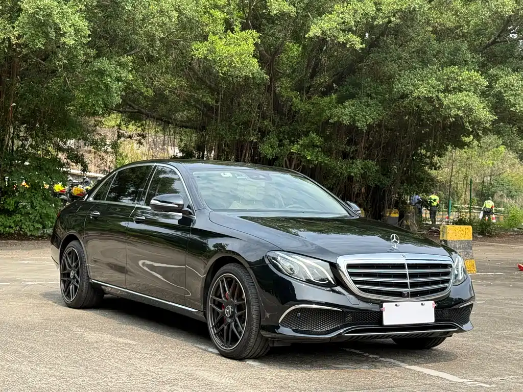 Mercedes-Benz E-Class 2018 E 300 L Luxury
