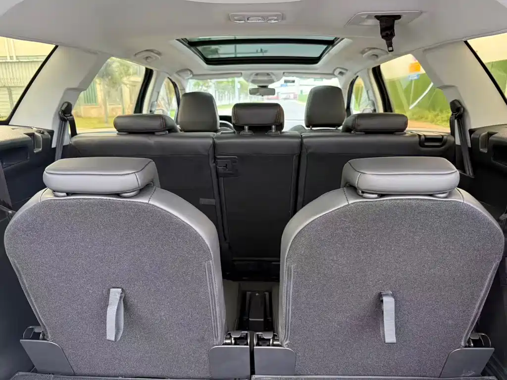 Peugeot 5008 2017 380THP 7-Seater Elite Edition