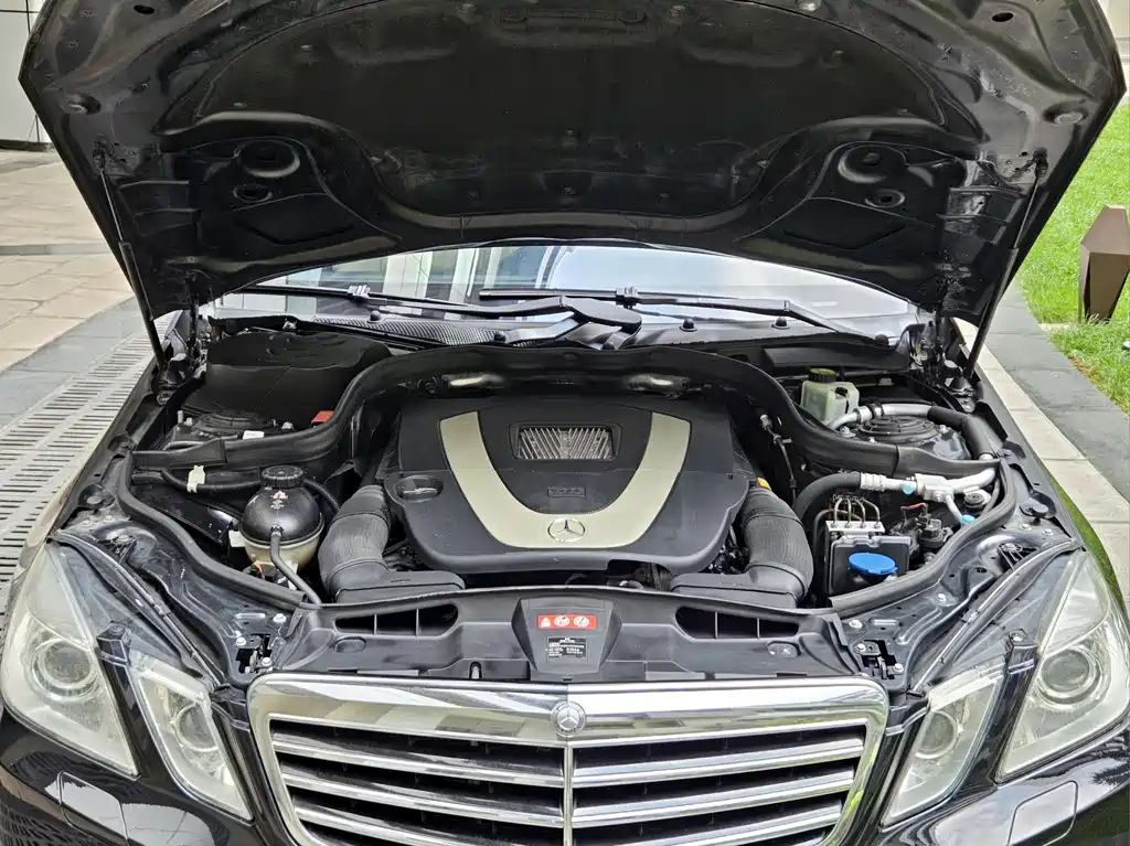 Mercedes-Benz E-Class 2011 E 300 L Fashion Luxury Edition