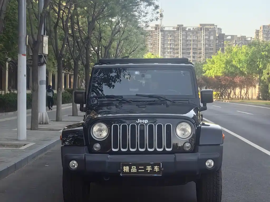 Jeep Wrangler 2017 3.0L Sahara 4-Door Comfort Edition