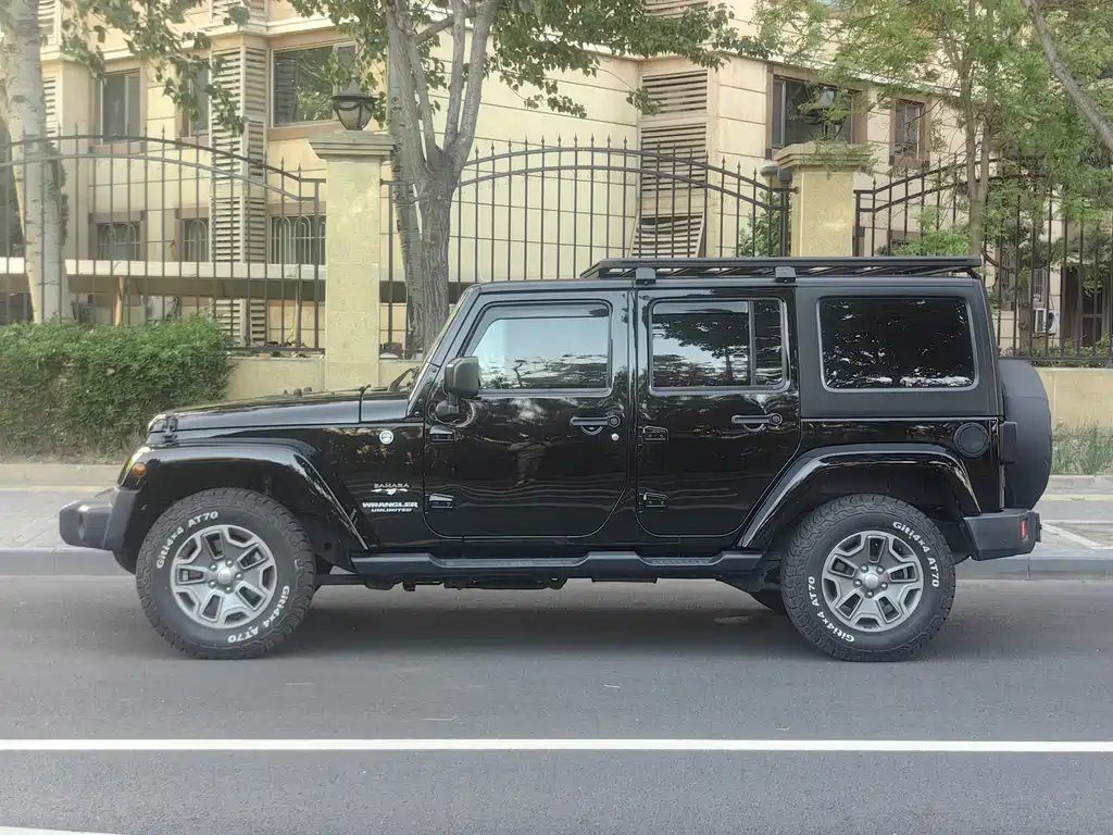 Jeep Wrangler 2017 3.0L Sahara 4-Door Comfort Edition