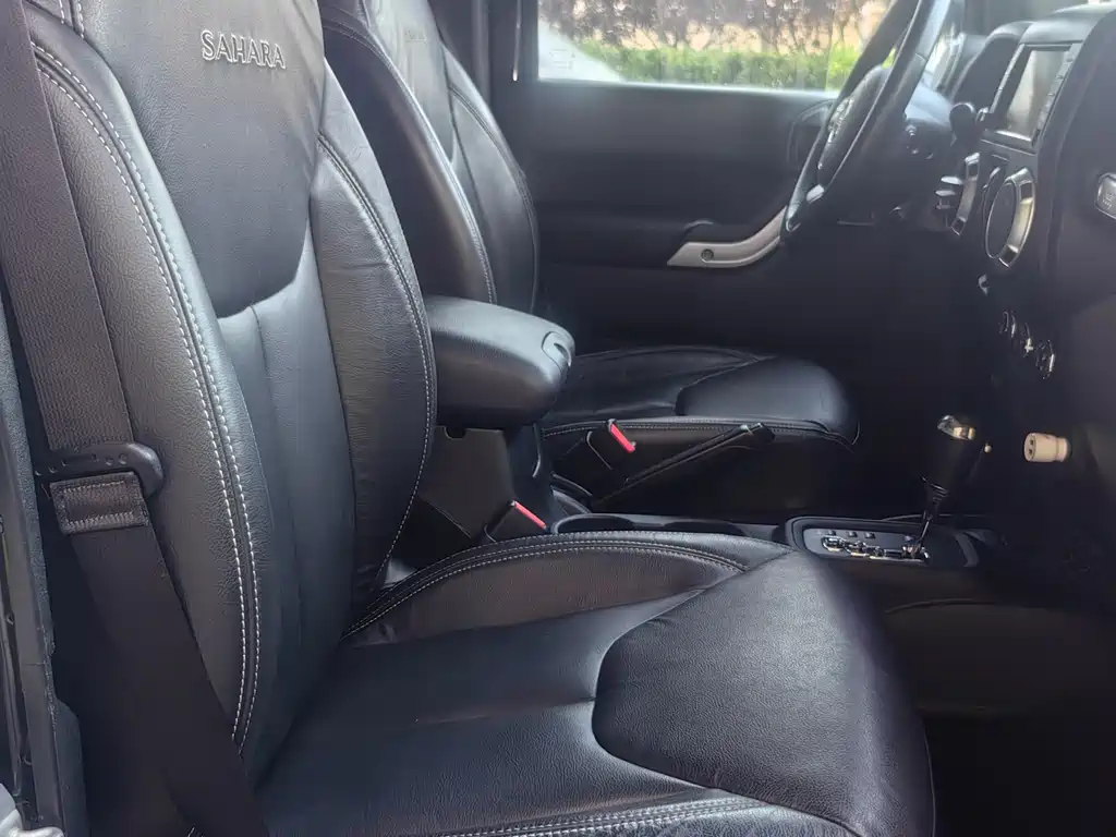 Jeep Wrangler 2017 3.0L Sahara 4-Door Comfort Edition