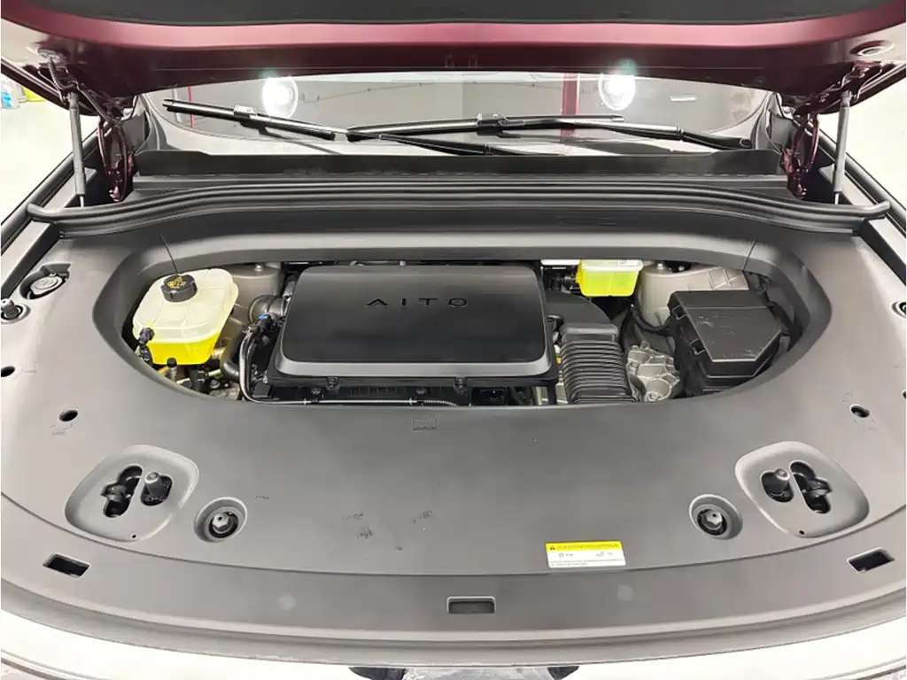 AITO M8 2025 EREV Ultra 53.4kWh 5-Seater 192-Line LiDAR