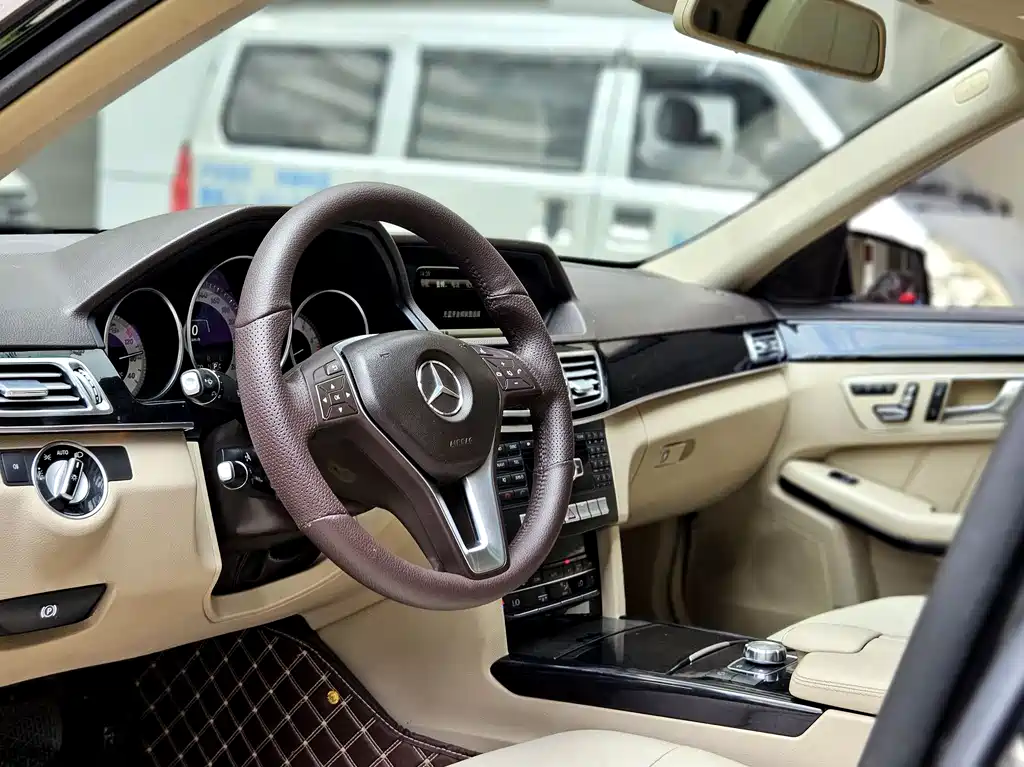 Mercedes-Benz E-Class 2014 Facelift E 260 L Sport