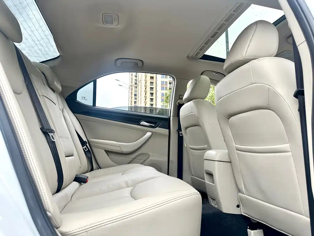 Roewe 360
