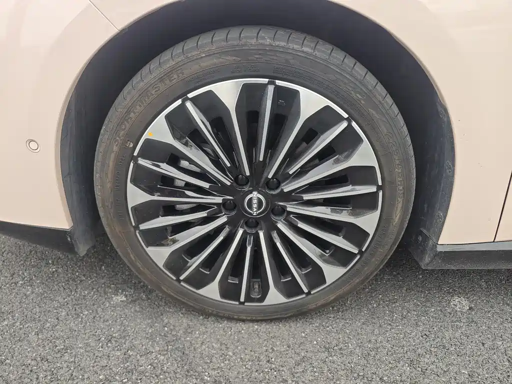 Nissan N7 2025 625 Max