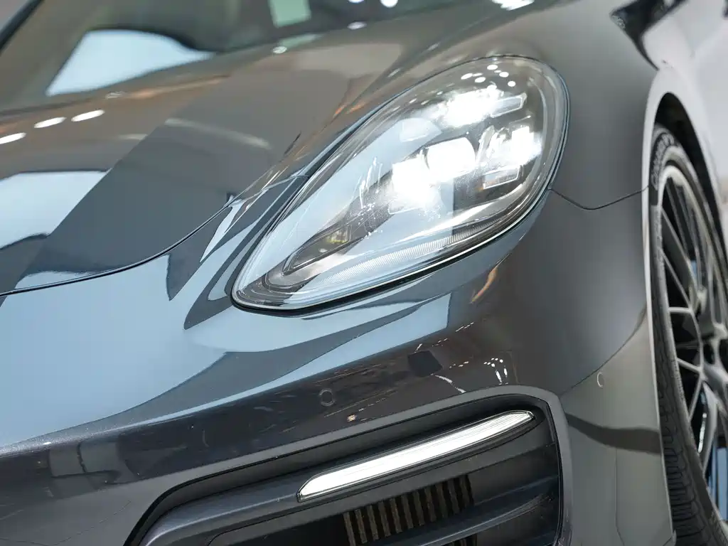 Porsche Panamera 4 Sport Turismo 2022