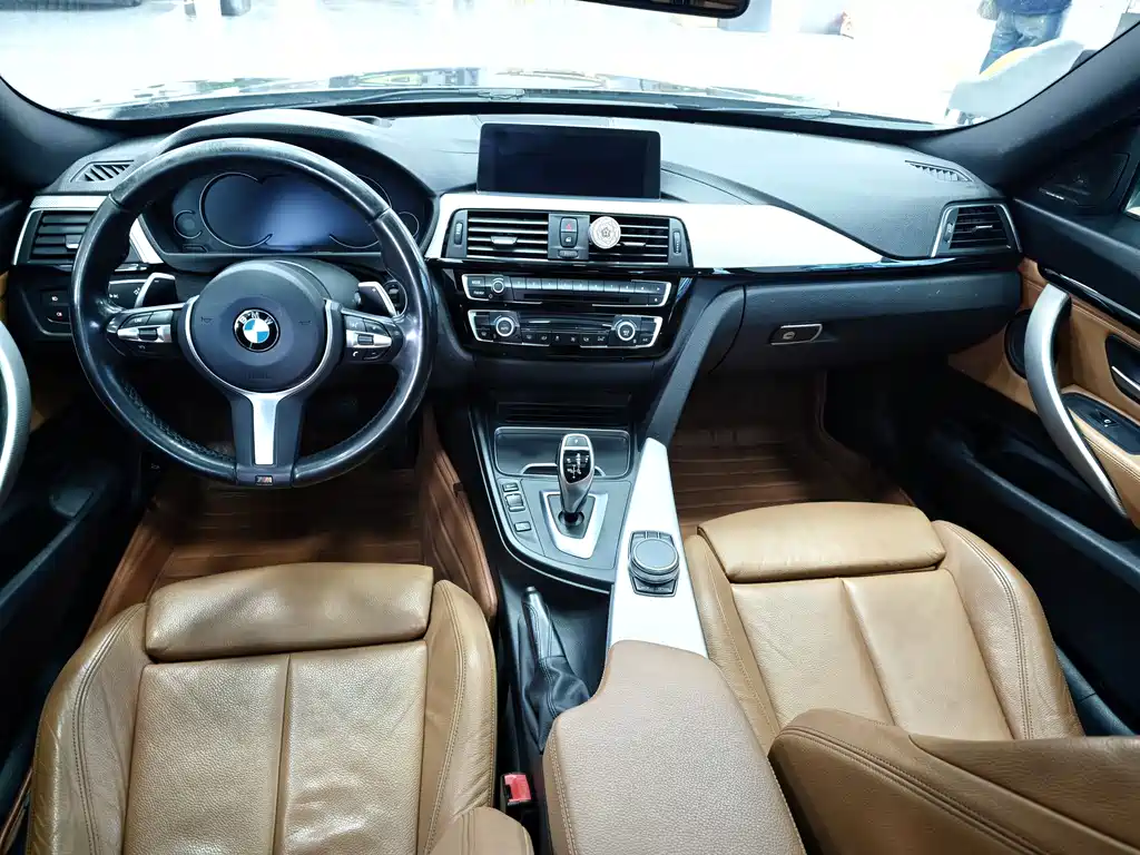 BMW 3 Series GT 2019 320i M Sport