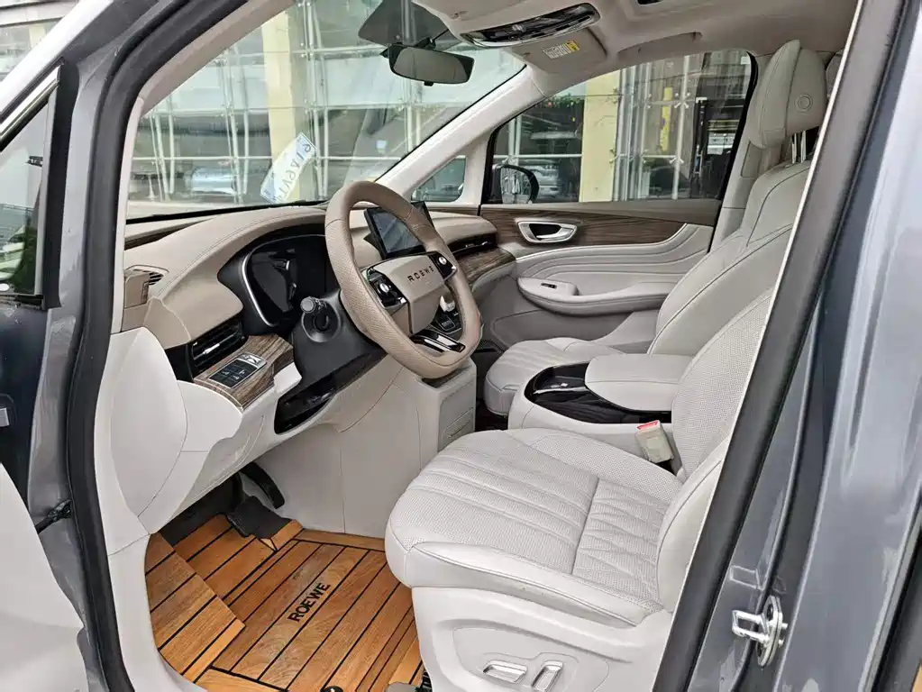 Roewe iMAX8 NEV 2022 Golden Edition