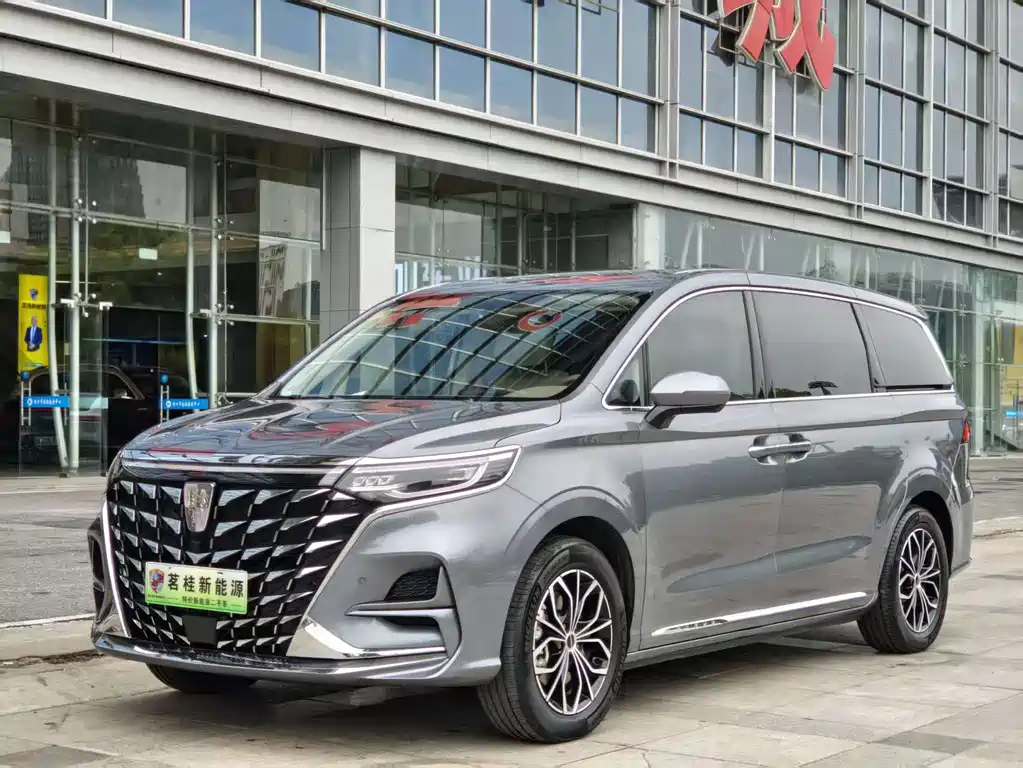 Roewe iMAX8 NEV 2022 Golden Edition