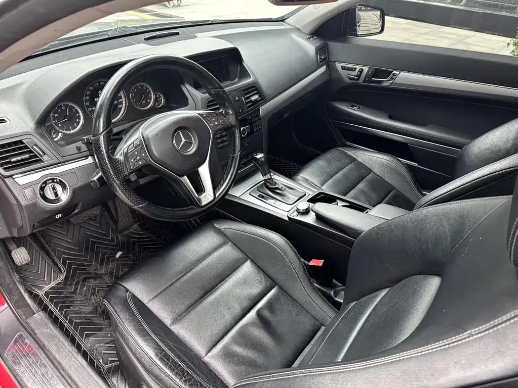 Mercedes-Benz E-Class (Import) 2012 E 200 CGI Coupe