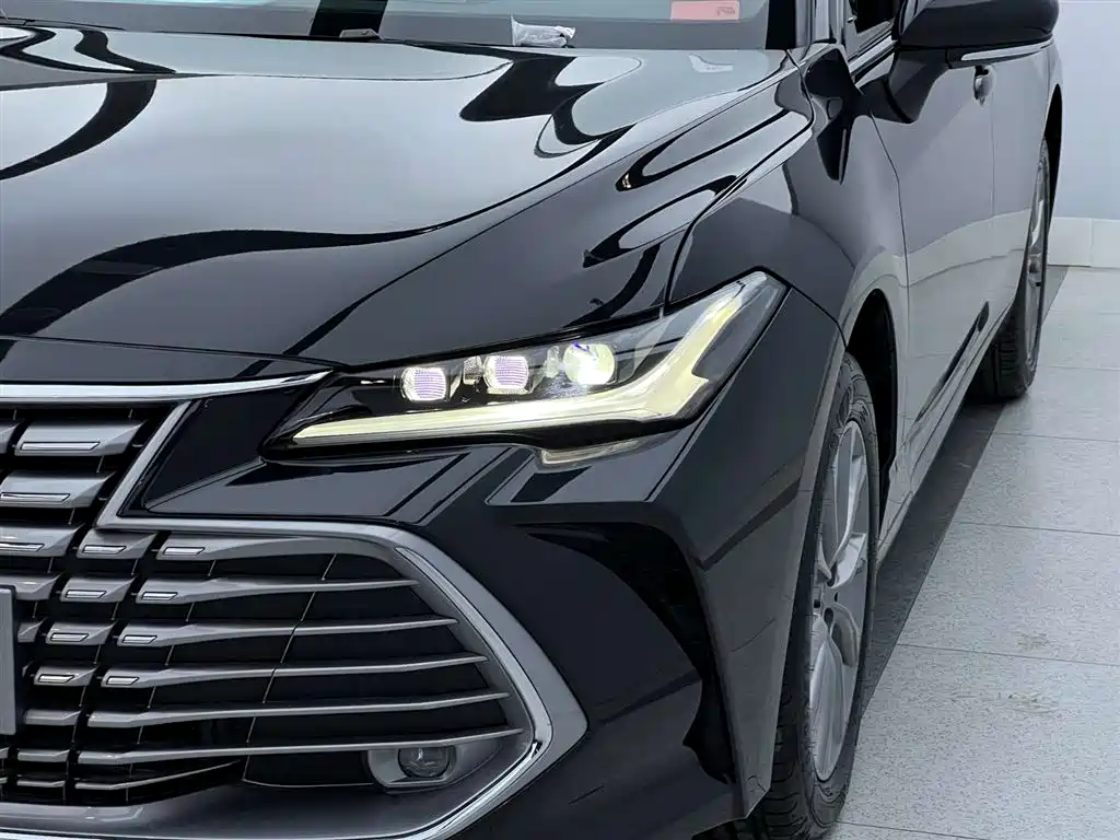 Toyota Avalon 2024 2.0L Entry