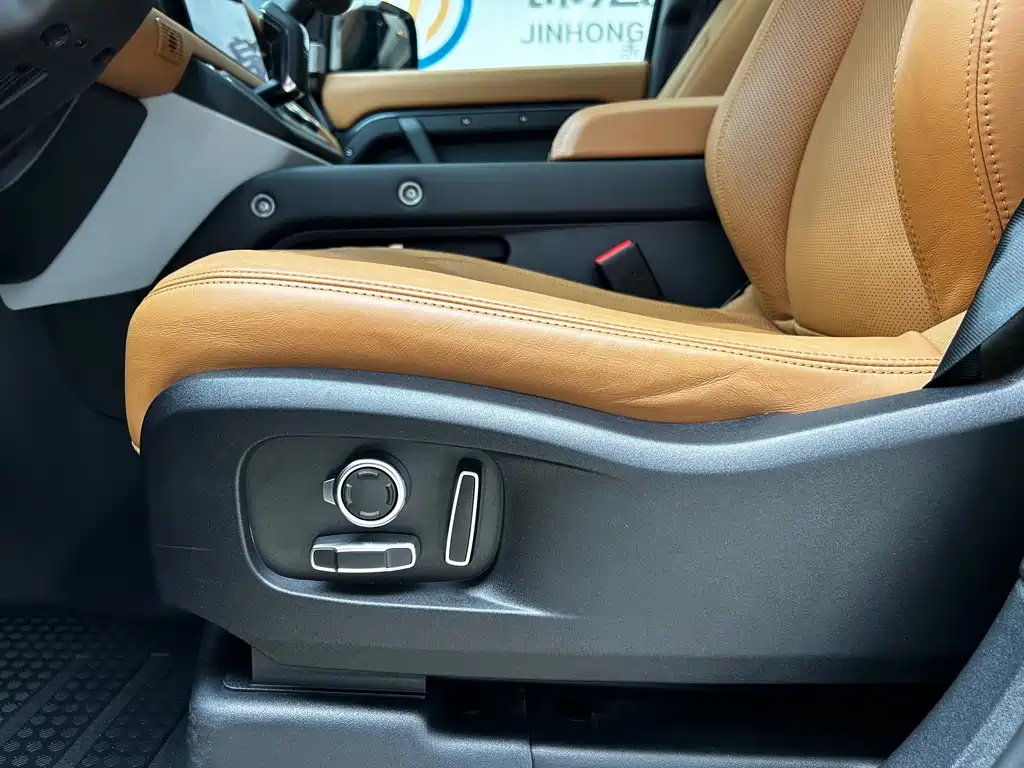 Land Rover Defender 2023 130 3.0T P400 HSE