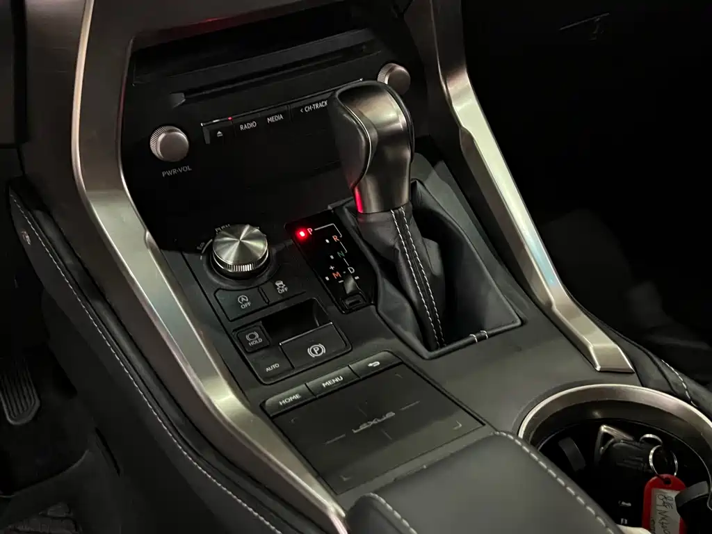 Lexus NX 300 AWD F Sport 2017
