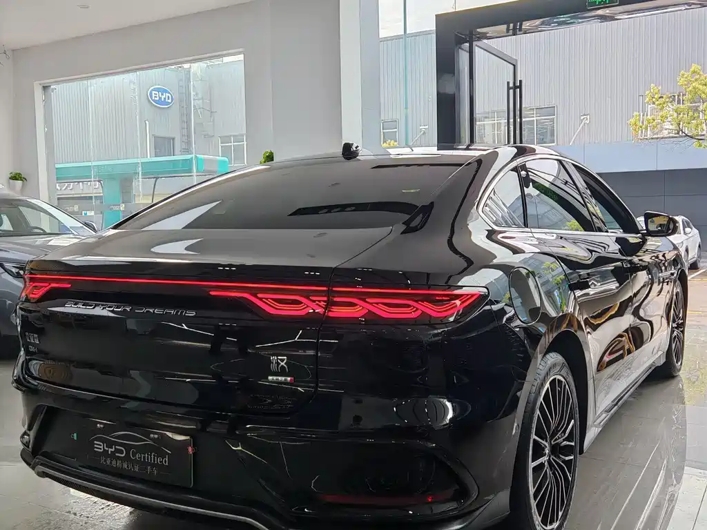 BYD Han 2025 DM-i Intelligent Driving Edition 125KM LiDAR Flagship