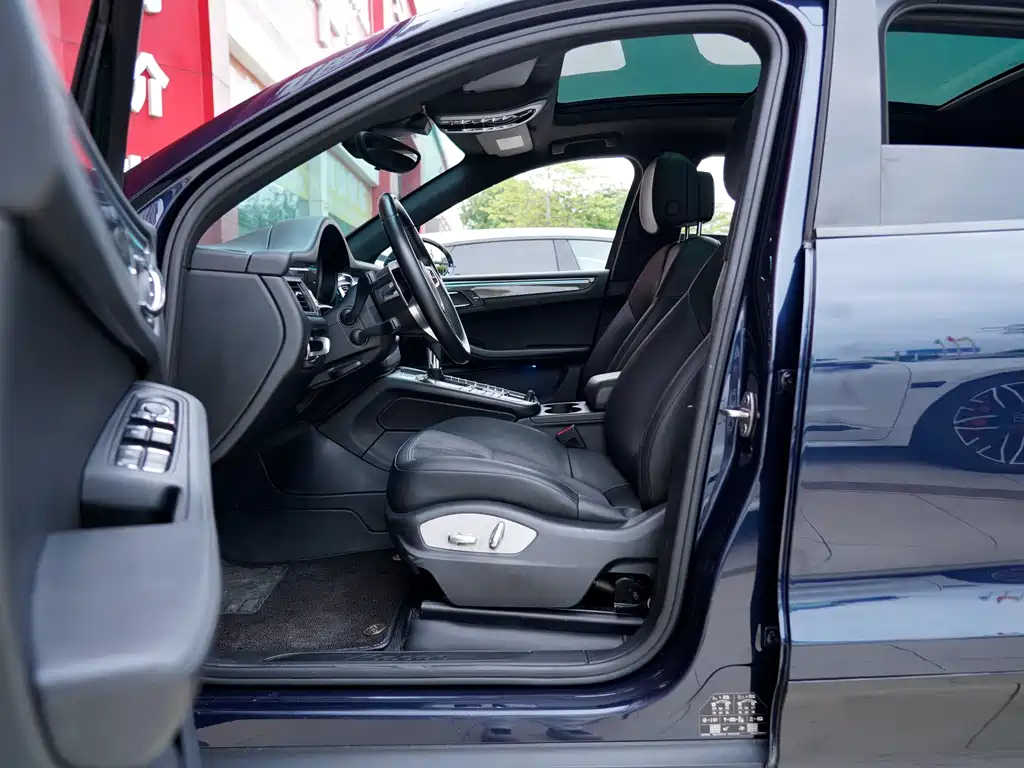 Macan 2.0T 2017 Model