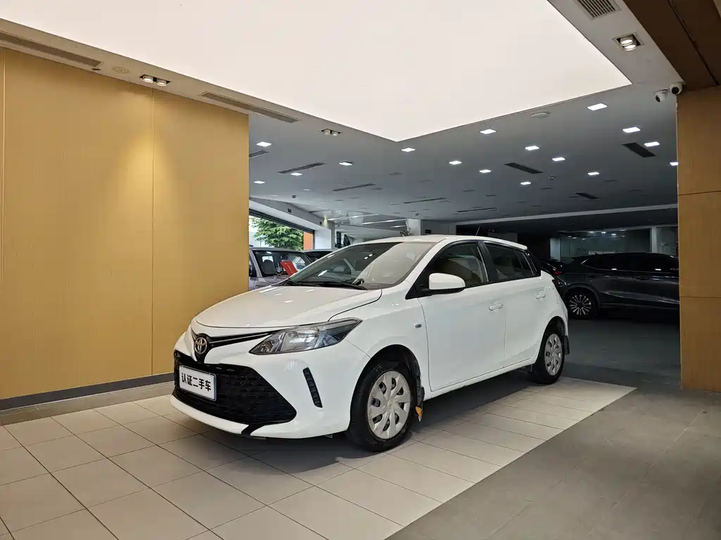 Toyota Yaris FS 2017 1.5L CVT Sport