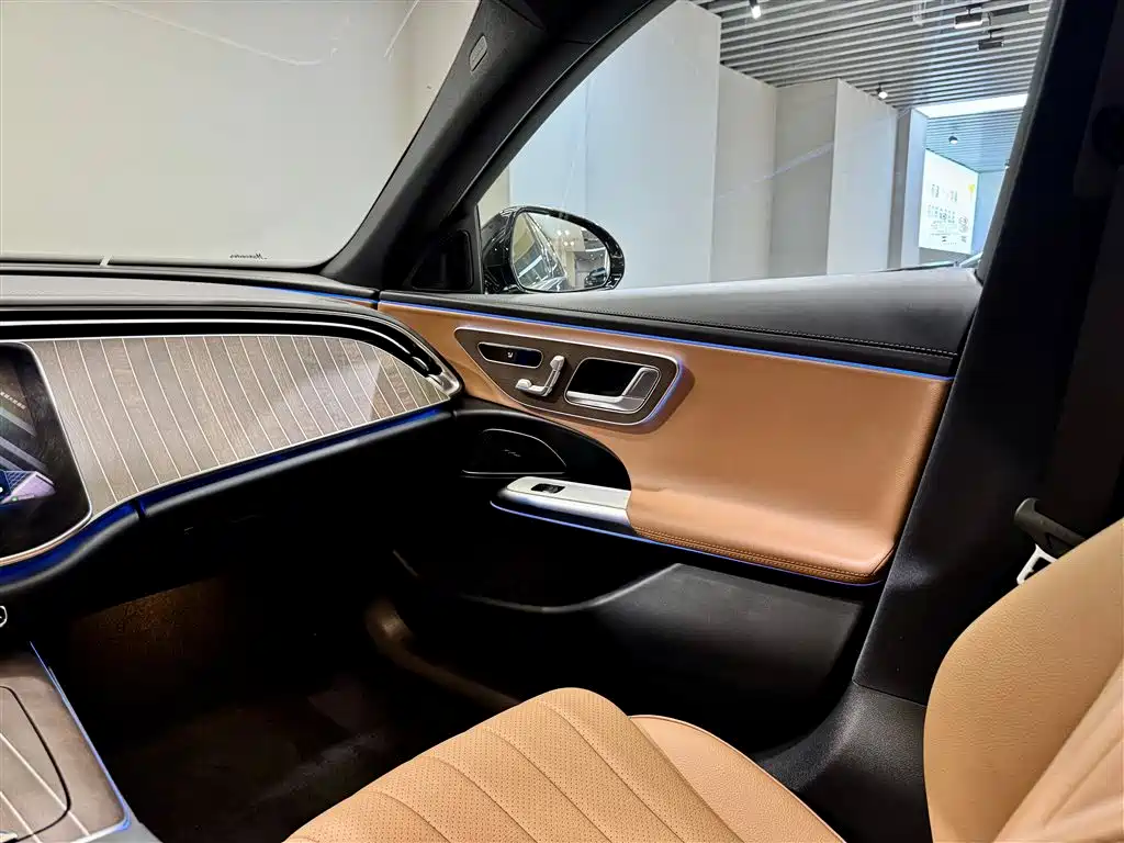 Mercedes-Benz E-Class 2025 Facelift E 300 L Fashion Edition