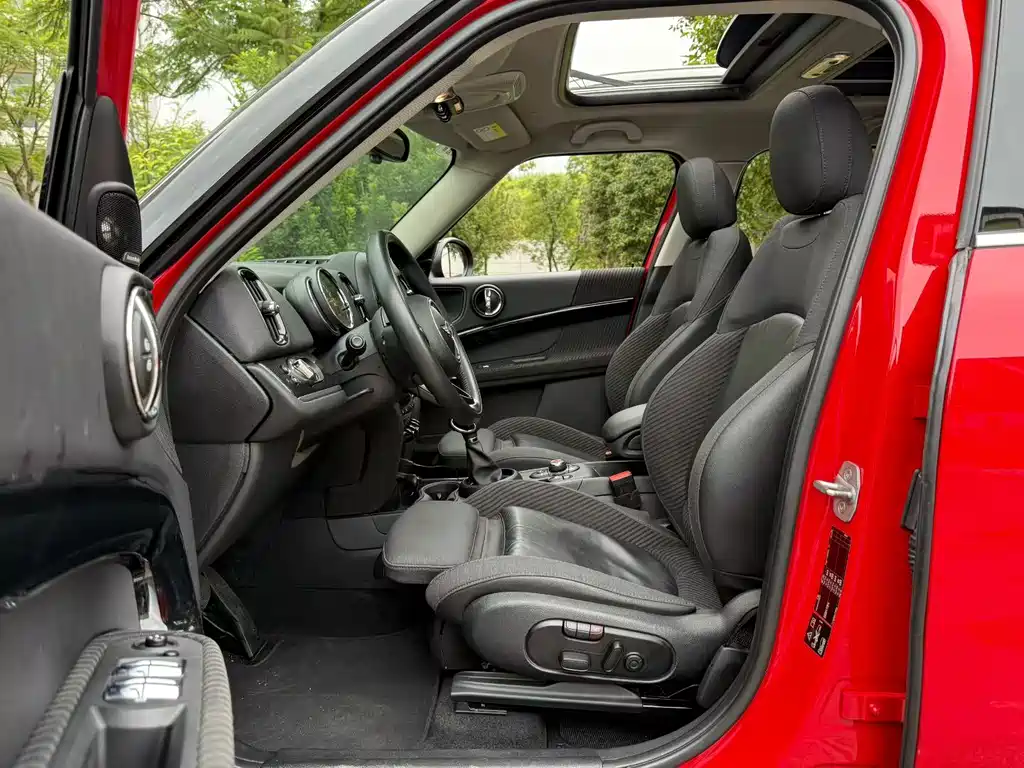 MINI COUNTRYMAN 2017 1.5T COOPER ALL4