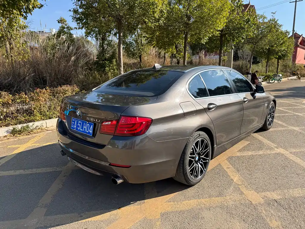 BMW 5 Series 2012 535Li Luxury