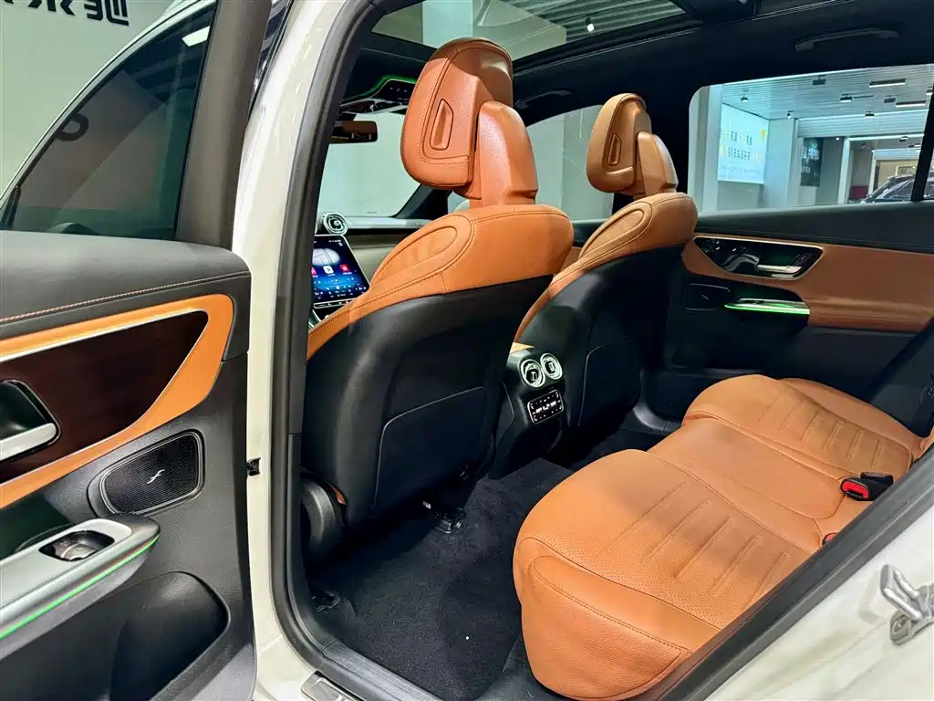 Mercedes-Benz GLC 300 L 4MATIC