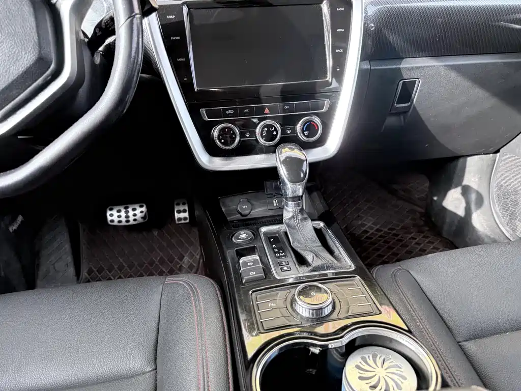 Beijing Off-Road BJ20 2016 1.5T CVT Luxury