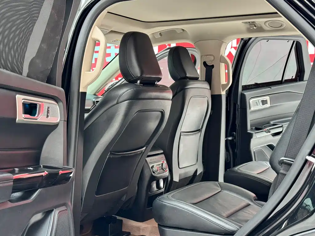 Ford Explorer 2020 EcoBoost 285 AWD Titanium Edition 6-Seater