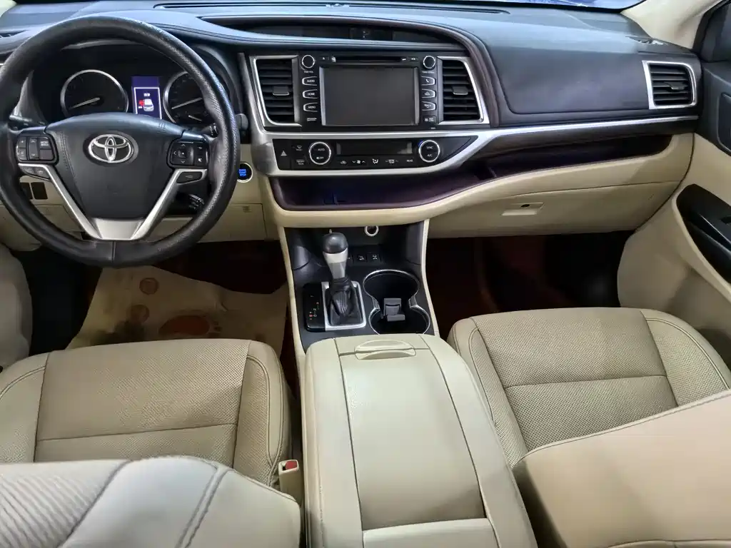 Highlander 2017 2.0T AWD Premium Edition 7-Seater